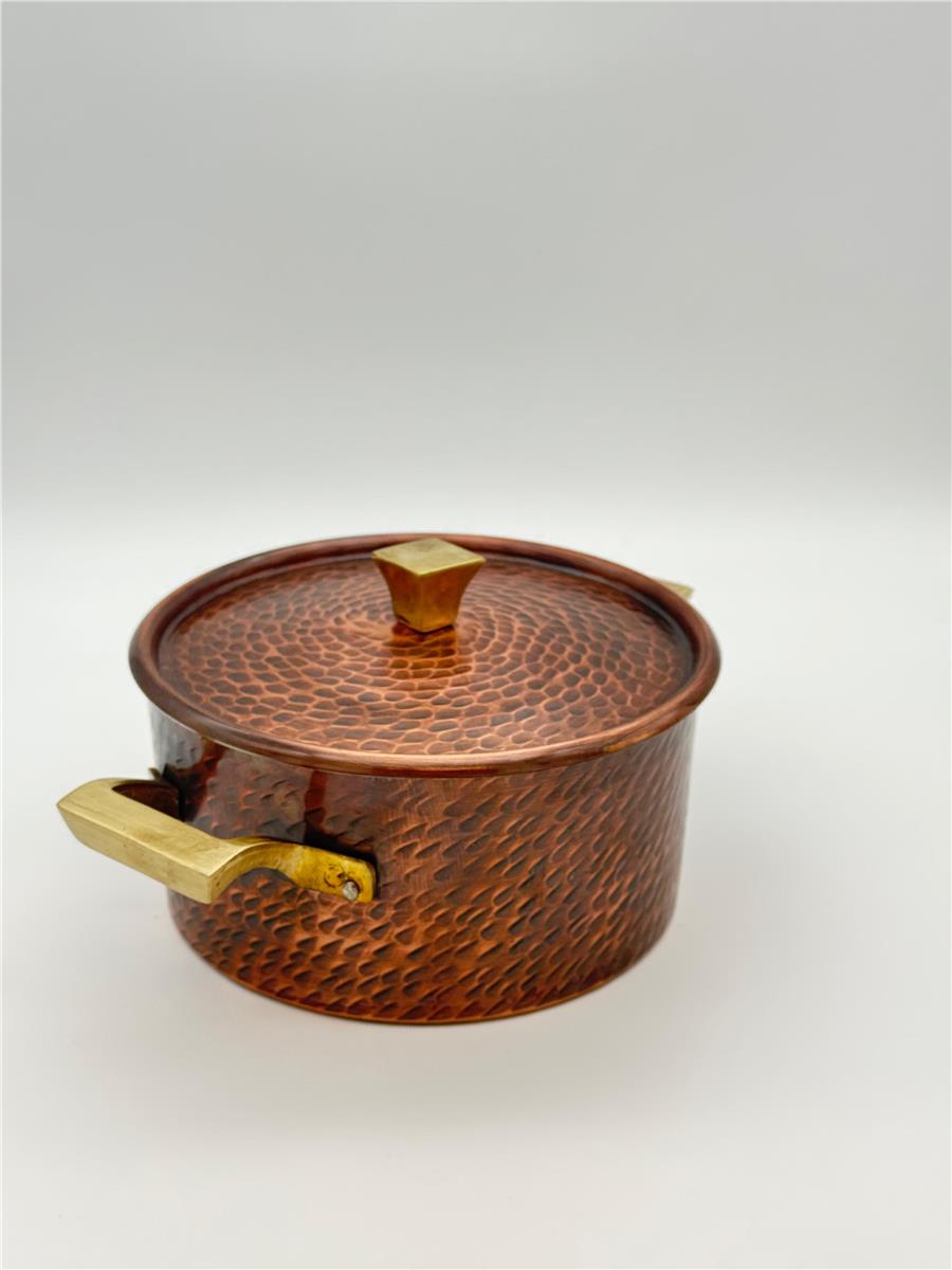 ESKİTME DİK TENCERE 22 CM