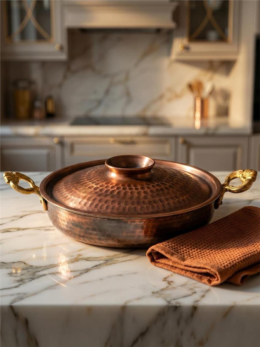 Eskitme El Yapımı Bakır Yumurta Tavası Kapaklı 24 Cm