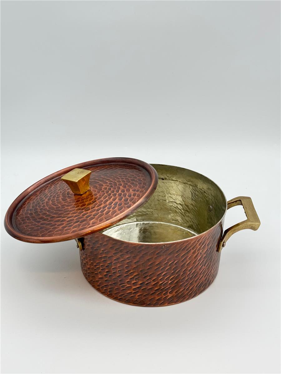 ESKİTME DİK TENCERE 20 CM